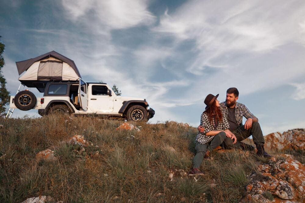 A Jeep tour is another great transportation option, especially for families and groups, offering a fun and adventurous way to explore Hai Van Pass (Source: Freepik)